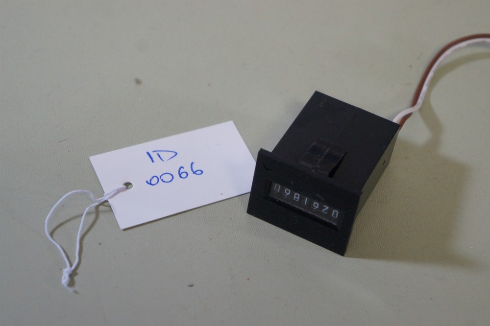 Line Seiki MZ-770 Electromagnetic Counter , 24VDC