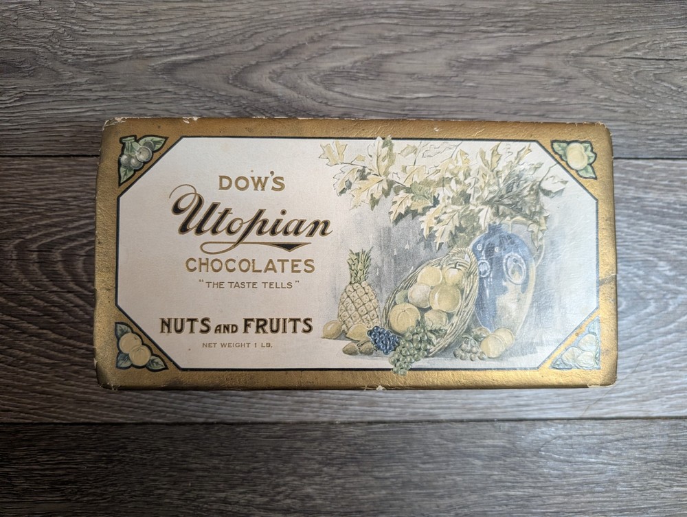 Vtg Dow's Utopian One Pound Chocolate Box Nuts & Fruit Cambridge, MASS