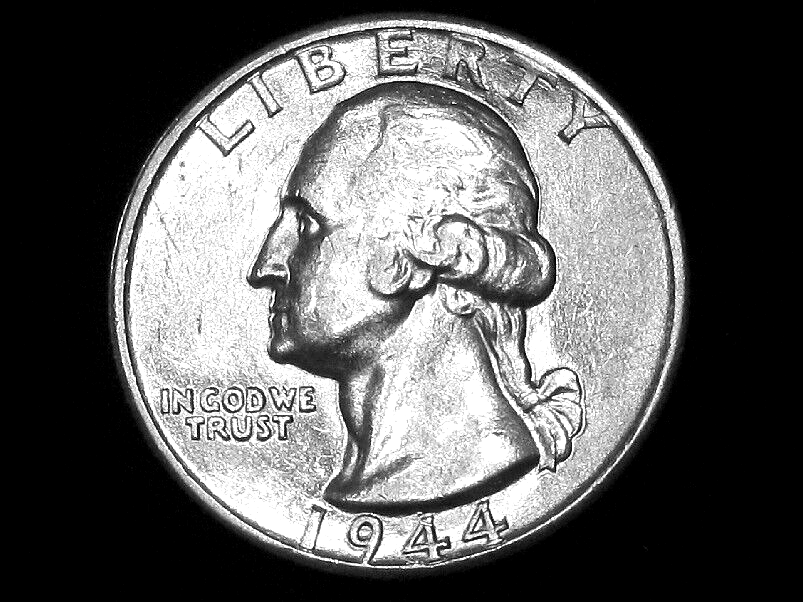 1944-D Washington Quarter --- Almost Uncirculated +++