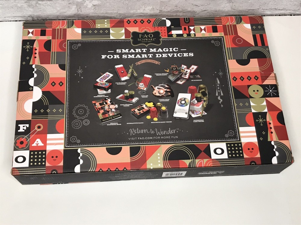 FAO Schwarz Magic Kit Interactive Illusions I Smart Device 46 Pc Magician 8+ Yrs