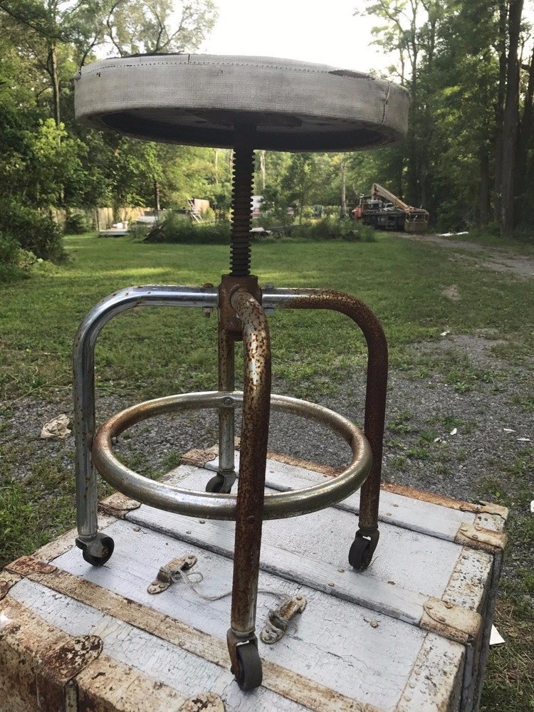 VINTAGE PRIMITIVE INDUSTRIAL OPERATORS STOOL WOOD /IRON/CHROME ADJUSTABLE