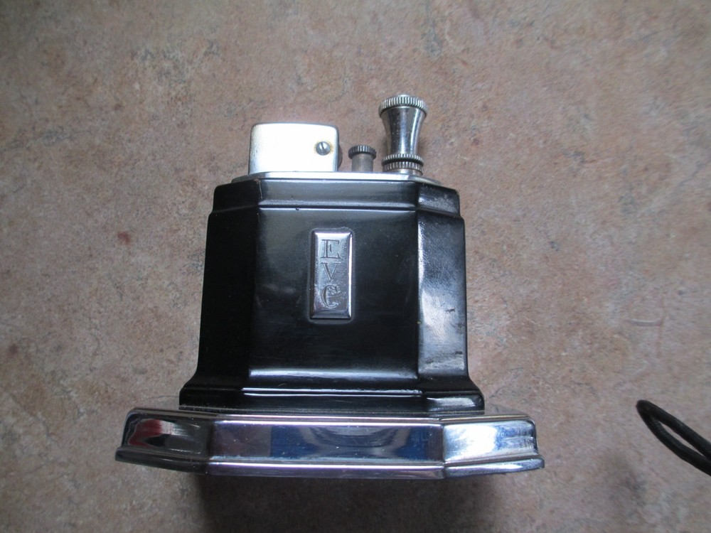 VINTAGE RONSON TOUCH-TIP LIGHTER TABEL BLACK ART DECO