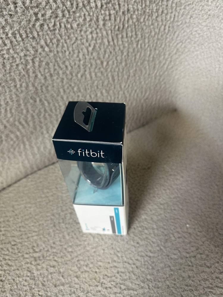 Fitbit Charge Wireless Activity Wristband Large Blue Sleep Mobile Sync Tracker