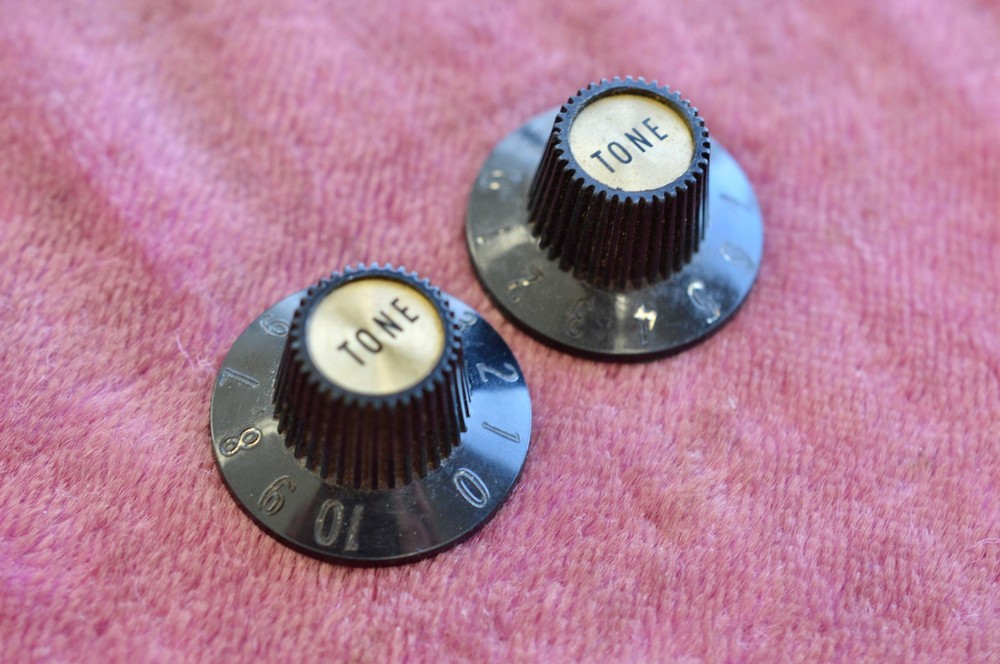 Vintage 1968 Gibson Witchhat Knobs Witch Hat Black Gold Inserts Les Paul Custom!