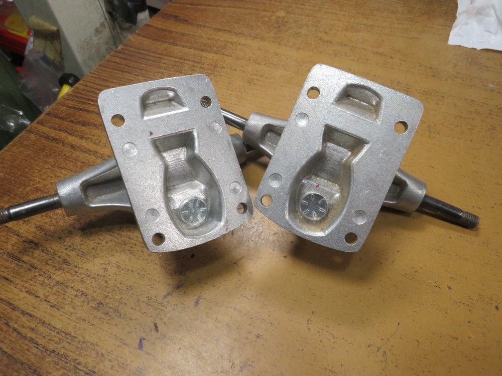 Bullet Skateboard trucks