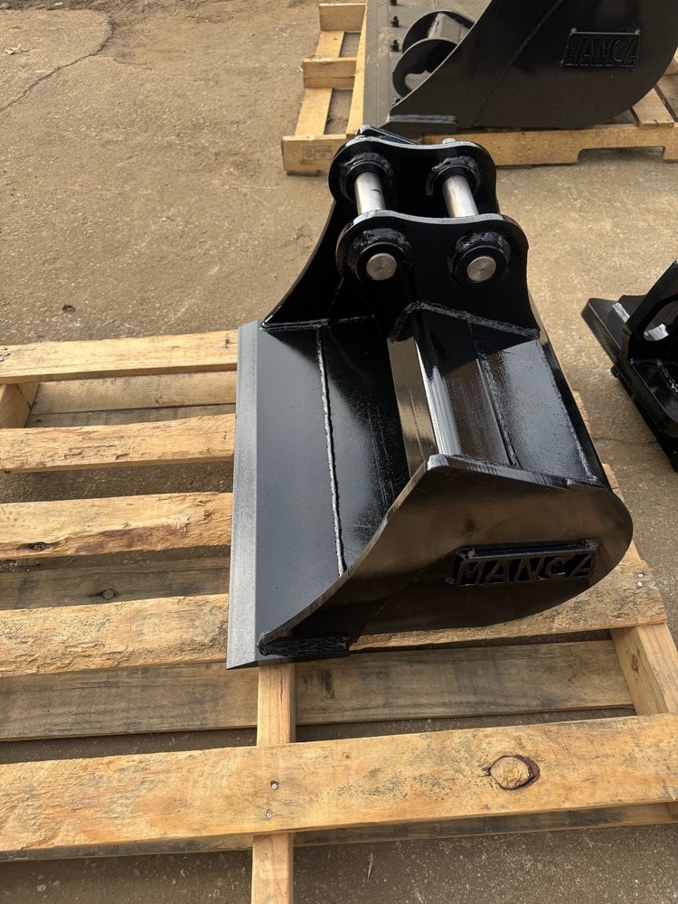 Yanmar vio40 48" grading bucket