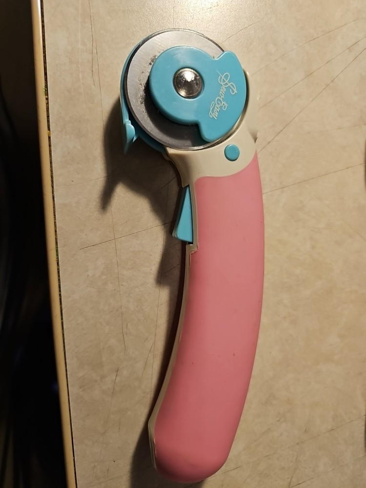 Pre-owned (4) Rotary Cutters, In Working Condition