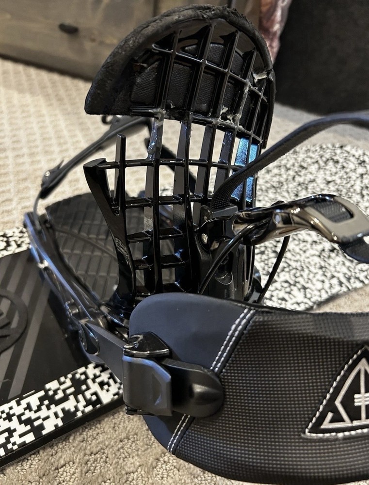 K2 cinch Black Snowboard Bindings Composite Baseplate 4x4 Mount