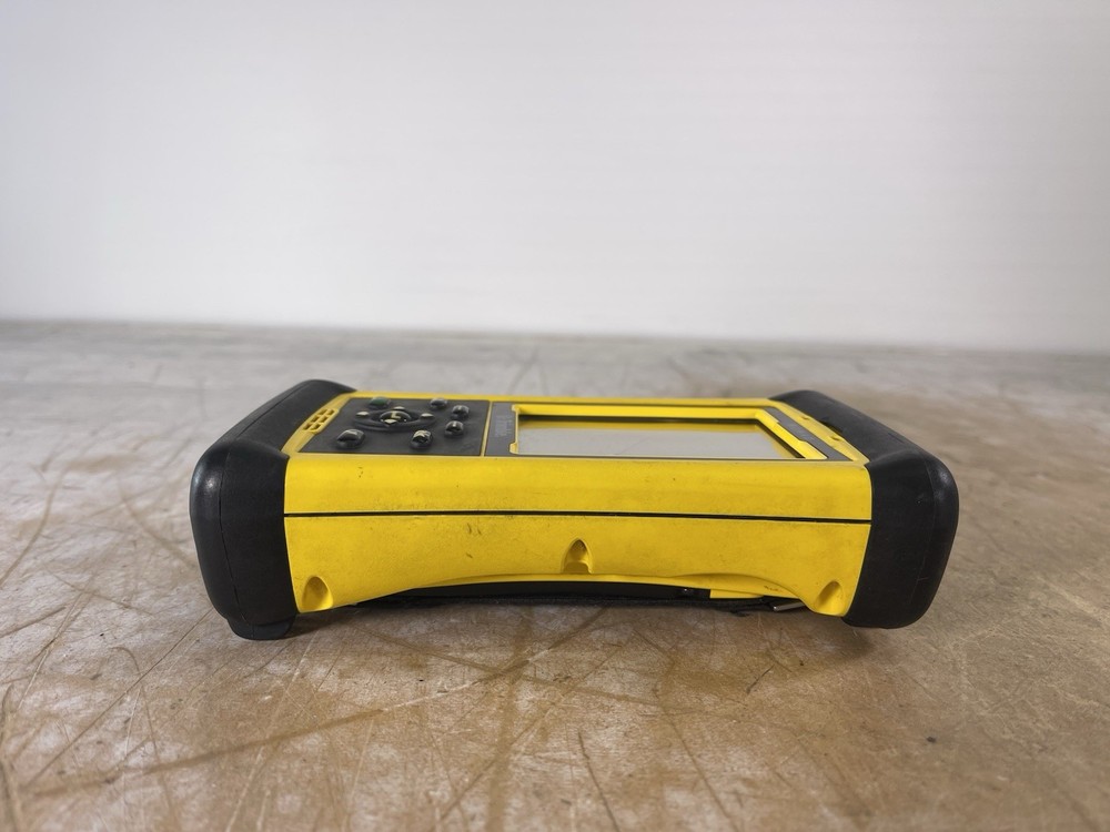 TRIMBLE NOMAD HANDHELD GPS DATA COLLECTOR