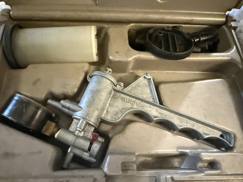 Silverline Mityvac, Untested, Parts Missing ,Vacuum Gun Works