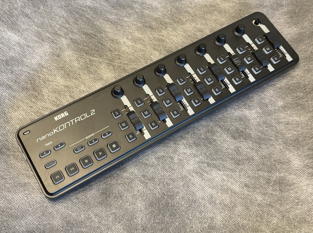 Korg nanoKONTROL2 Black Slim-Line USB Controller Model nanoKNTRL2