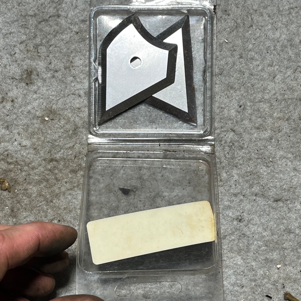 Carbide Paint Scraper Blades, 2Pcs Triangular and Drop Shaped