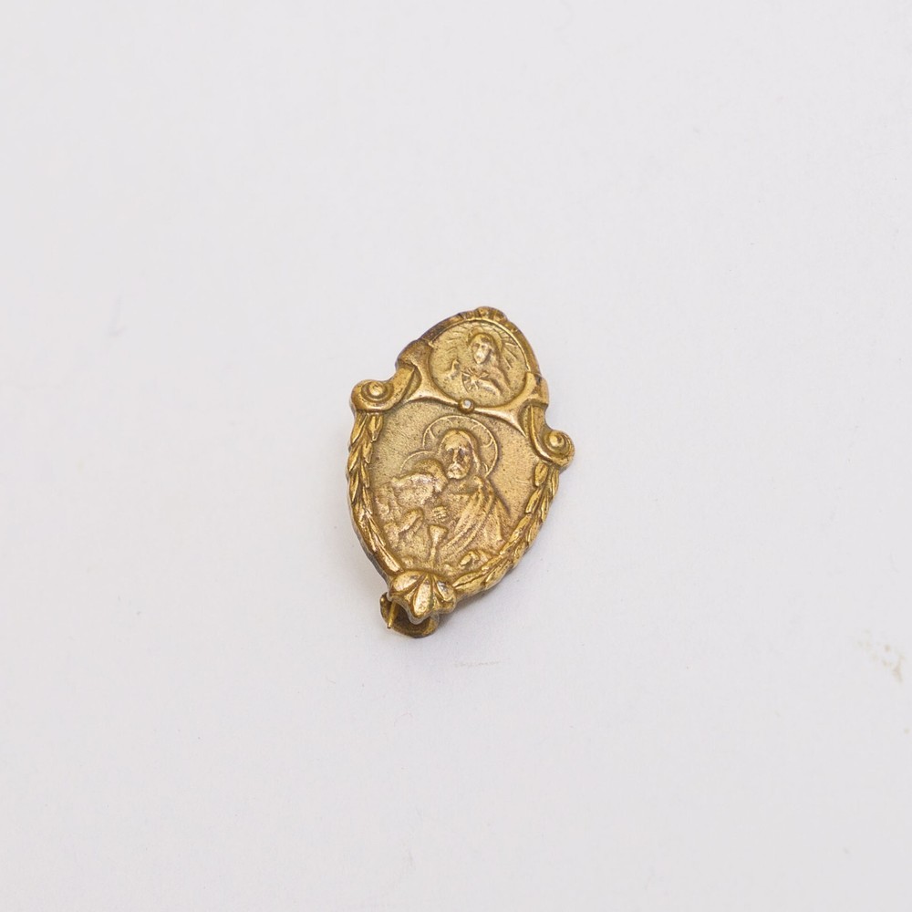 First Holy Communion Remembrance Lapel Pin