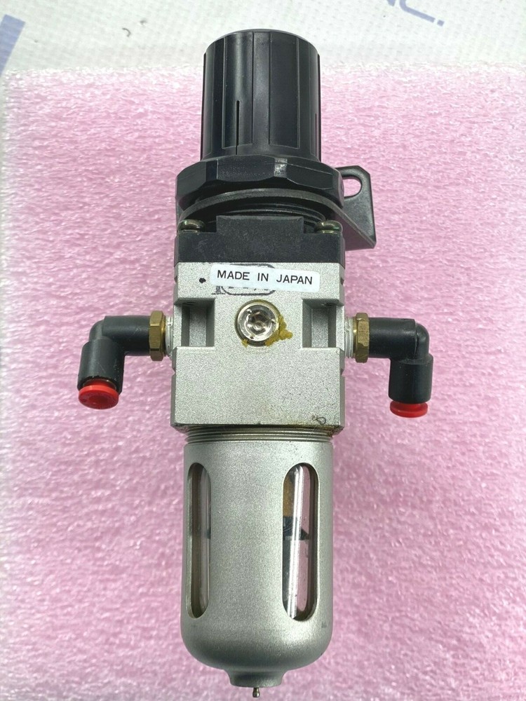 SMC NAW2000 Filter Regulator W/ GUAGE