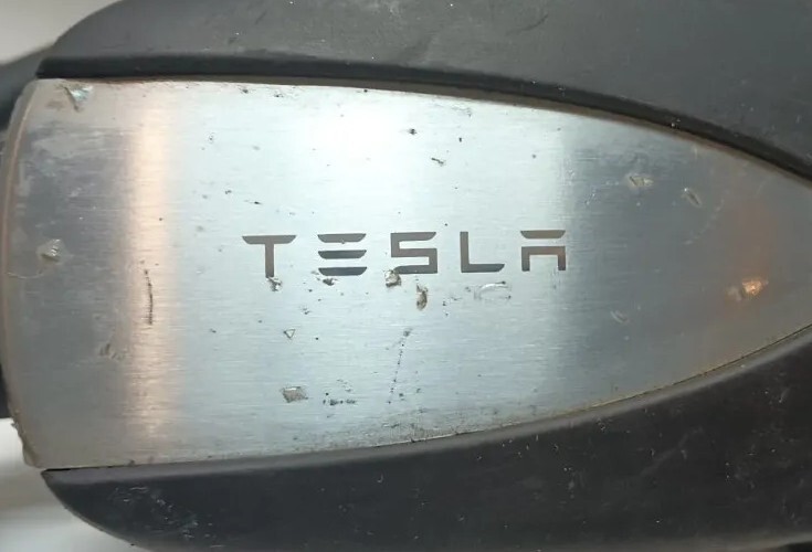 Tesla Model S Model X OEM 1015786-99-A Mobile Connector Charging Unit Untested