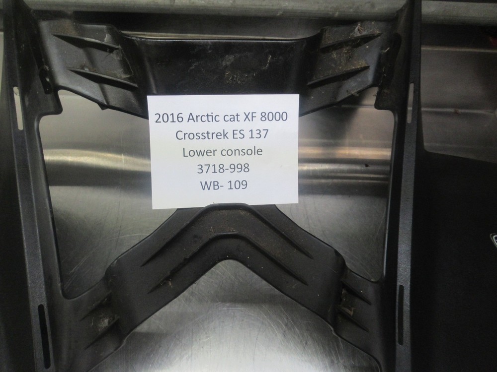 2016 Arctic Cat XF 8000 Crosstrek ES lower console