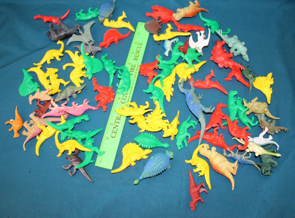 Plastic Dinosaur figures - 1970s+ prehistoric jurassic