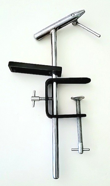 Fly Tying Vise Unknown Maker with Griffin Hook & Hackle Gage