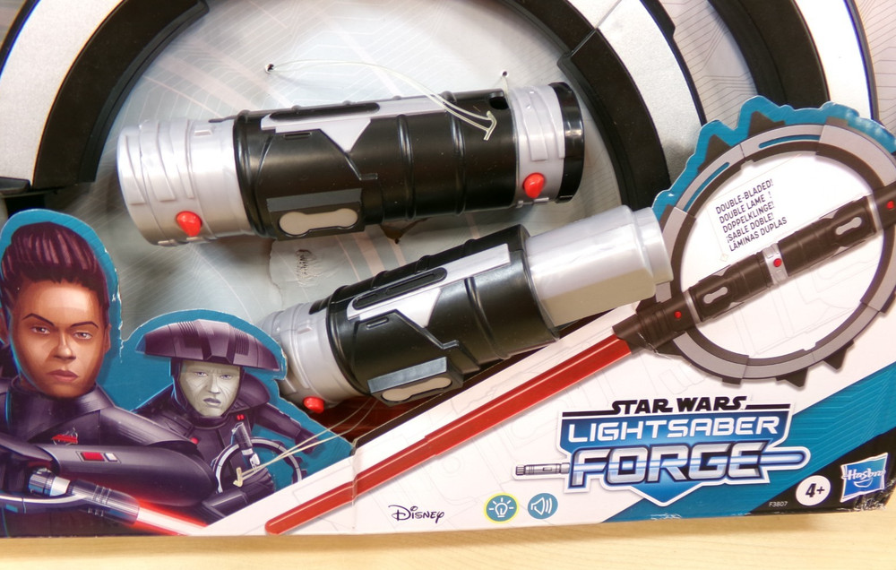 Star Wars Double-Bladed Electronic Light Saber Forge Inquisitor Masterworks Set