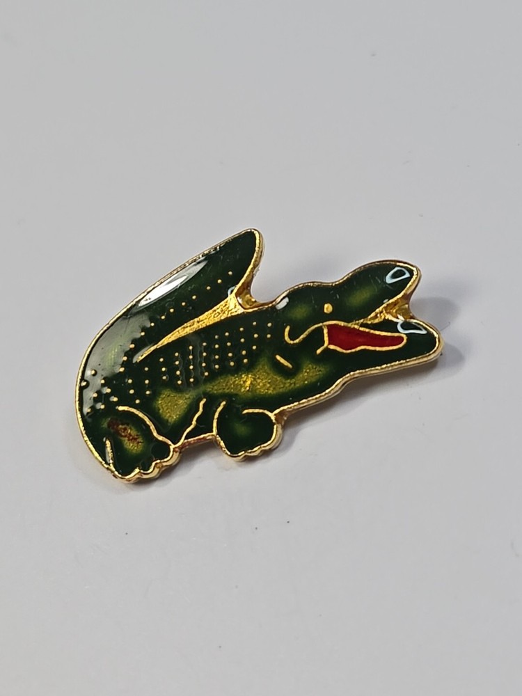 Green Alligator Lapel Pin