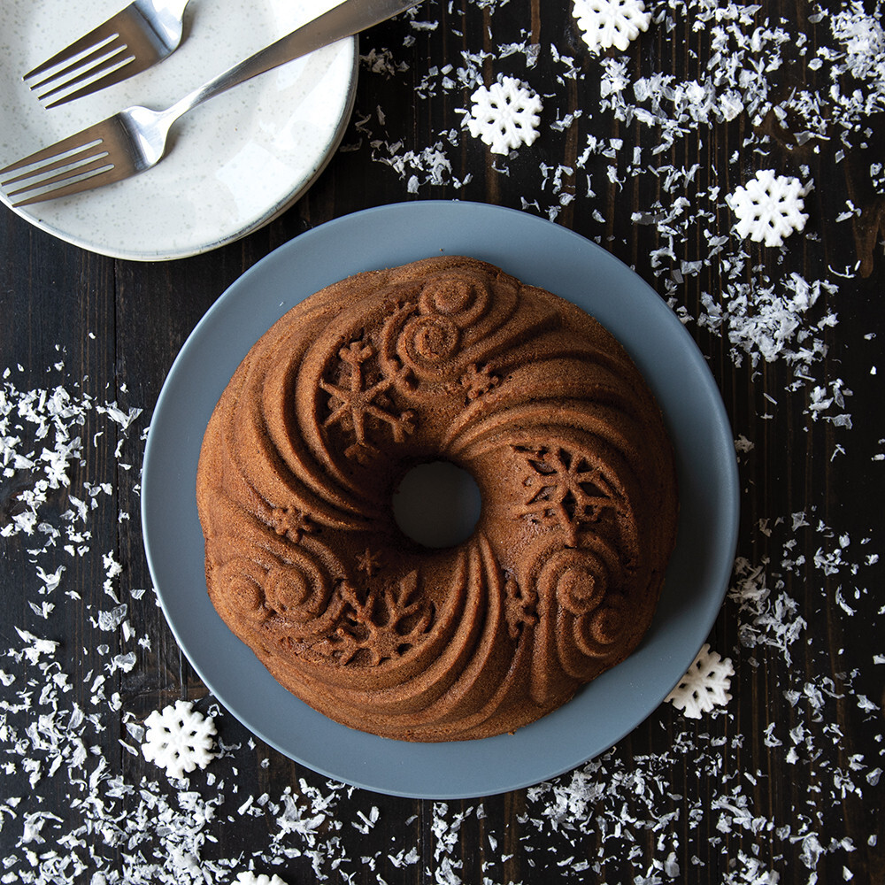 Nordic Ware Let It Snow Bundt® Pan