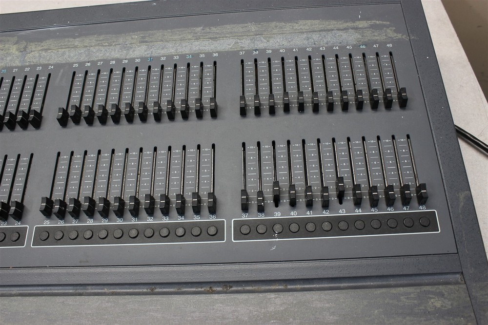 Electronics Diversified Minstrel Plus Lighting Controller