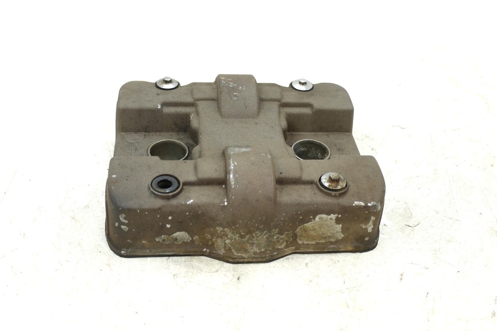 86-87 HONDA INTERCEPTOR 700 FRONT ENGINE CYLINDER HEAD TOP COVER
