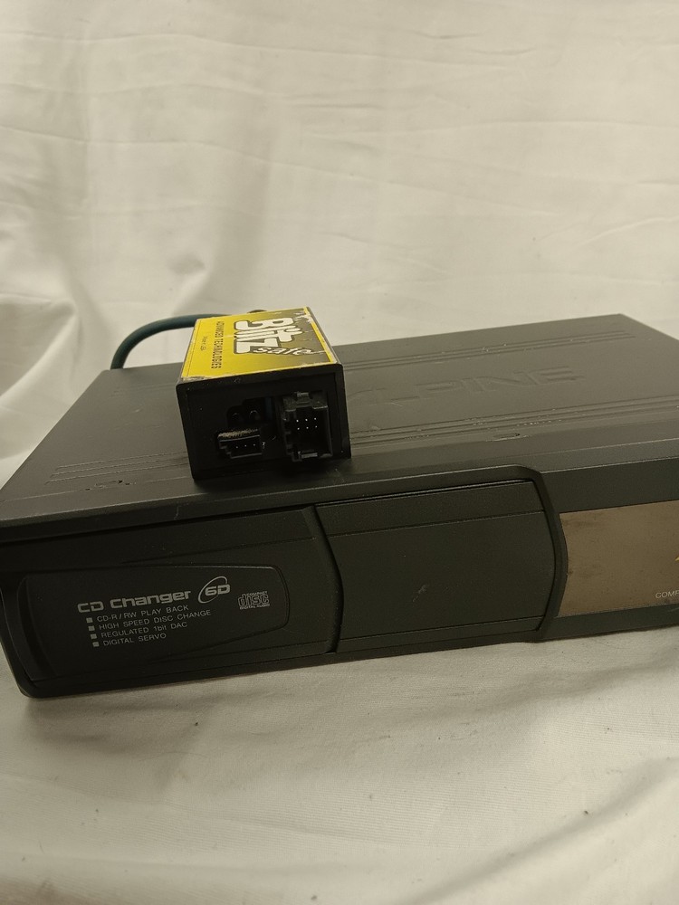 CHM-S630 *Read Description* Alpine Disc CD Changer