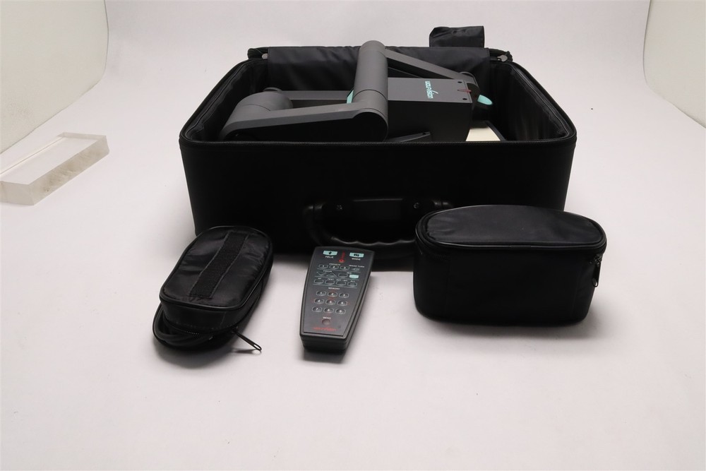 WOLFVISION VISUALIZER WITH CORDS/REMOTE/CASE VZ-9