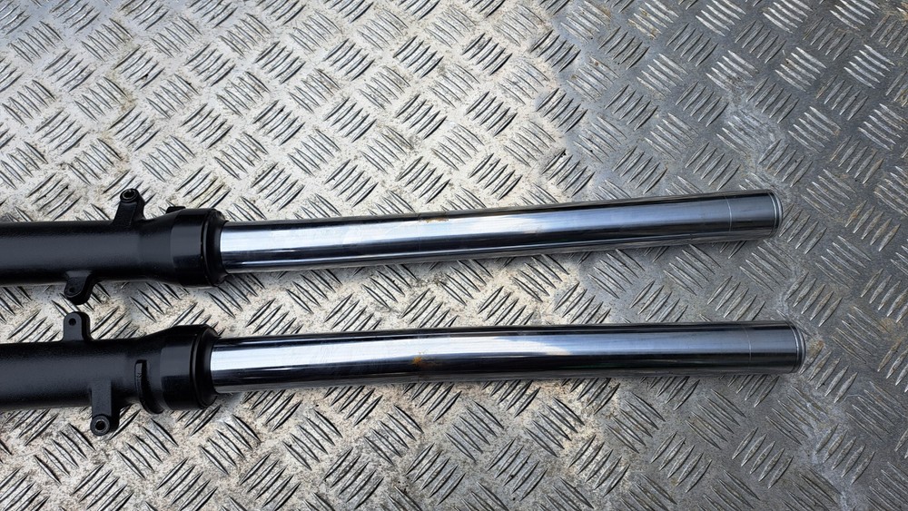 Honda cbr 1000f SC24 Front Forks. 1990