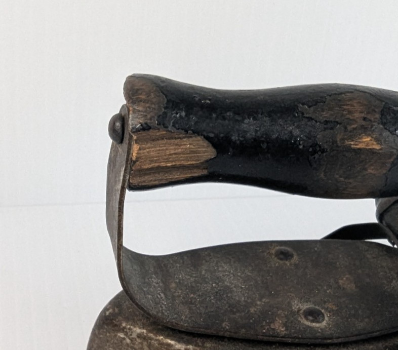Antique Asbestos Sad Iron with Handle Release