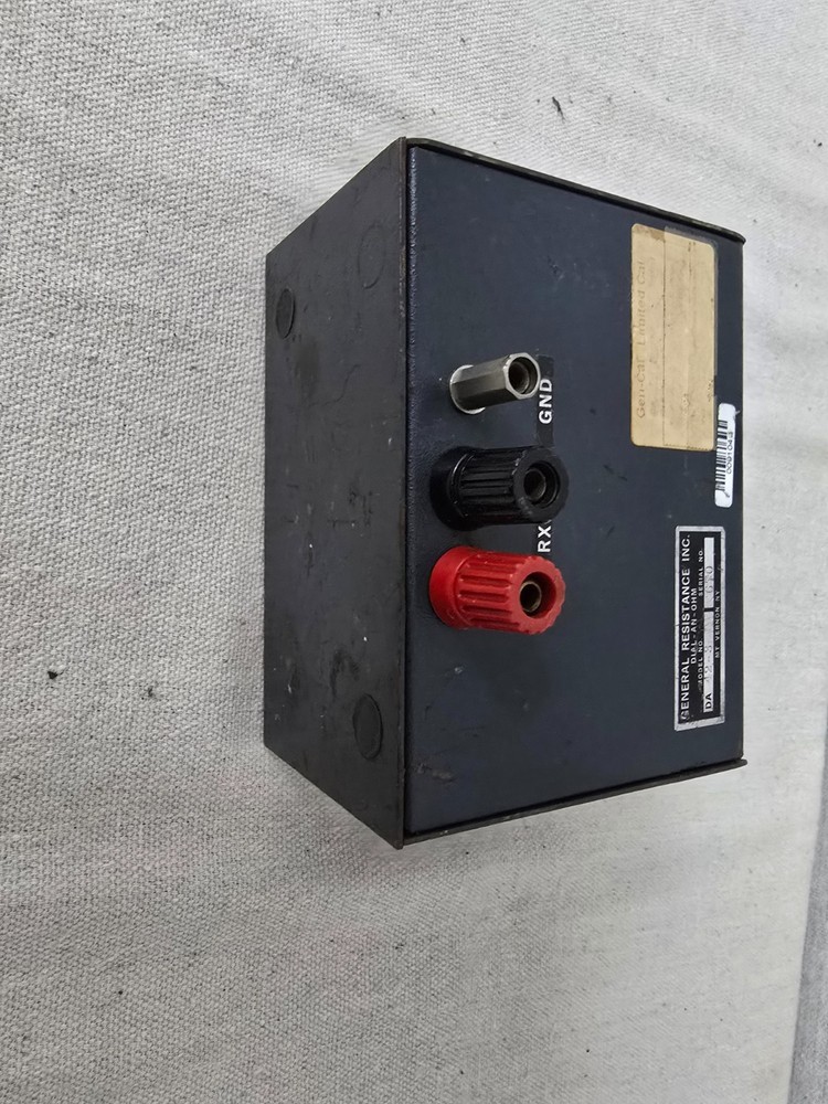 General Resistance Dial-An-Ohm Resistor Box Model DA 42-3, 4 Steps