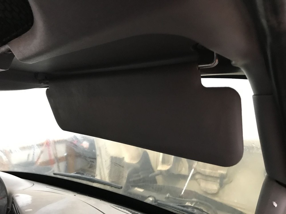 International 8600 Right/Passenger Interior Sun Visor - Used