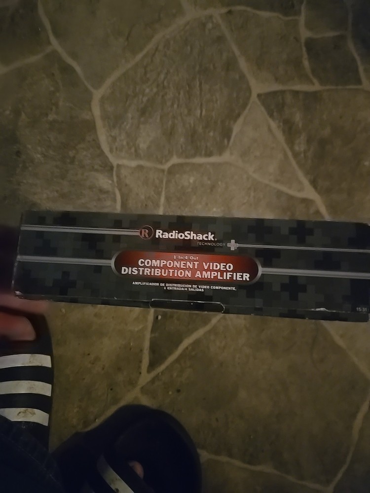 componet video distribution amplifier new in box