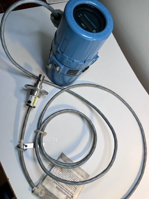 Rosemount Analytical Transmitter 2081C With 403-12-21-54 Conductivity Sensor