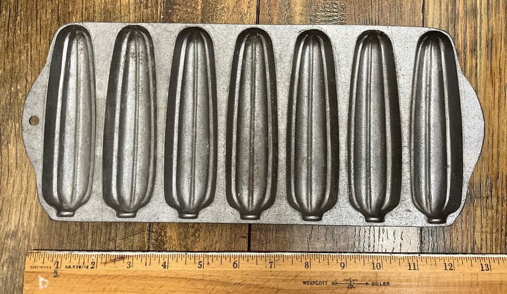 Peco Aluminum Corn Shape Cornbread Pan Corn Shape 7 Section Good For Life