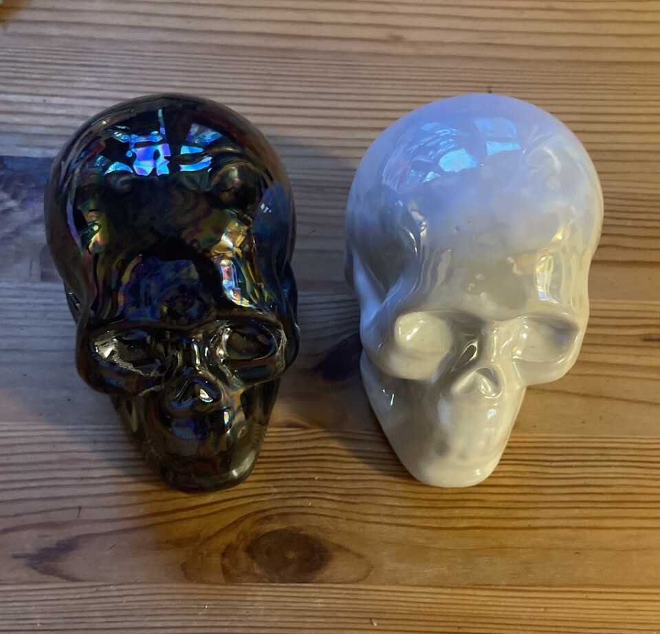 2 Halloween Skull Figures White & Black