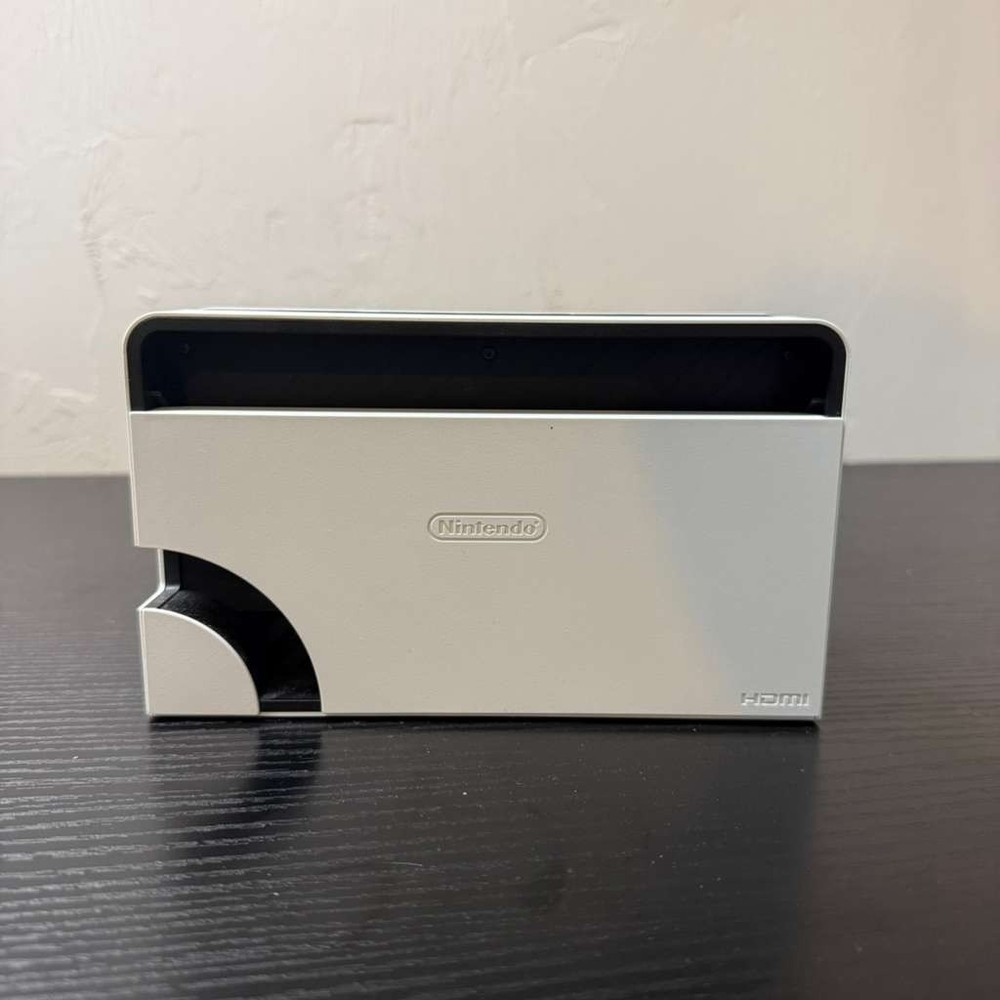 Nintendo Switch OLED Model HEG-001 Handheld Console 64GB White with Dock Tested