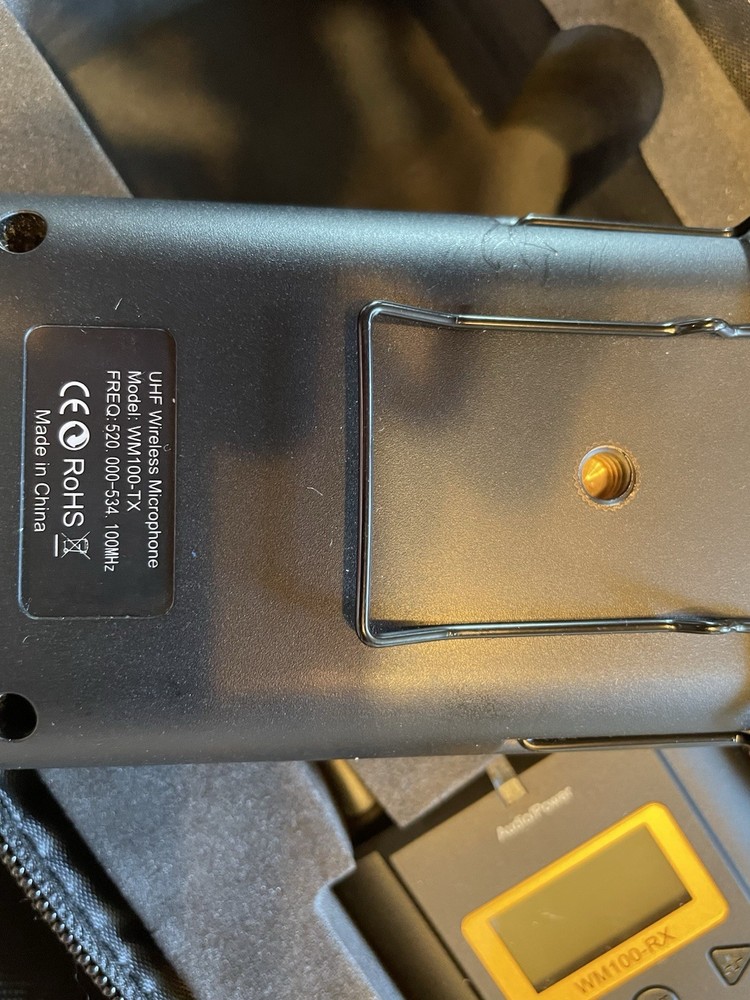 COMICA WM100 UHF WIRELESS MICROPHONE