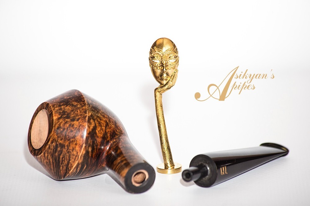 Asikyan Pipe #262/22 Rhodesian Smooth Hand Made