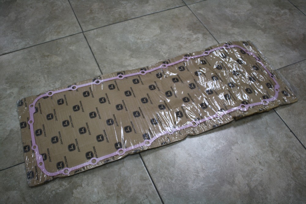 JOHN DEERE R532464 GASKET