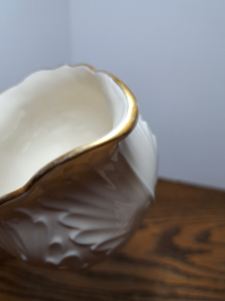 Lenox Creamer Woodland Cabbage Design