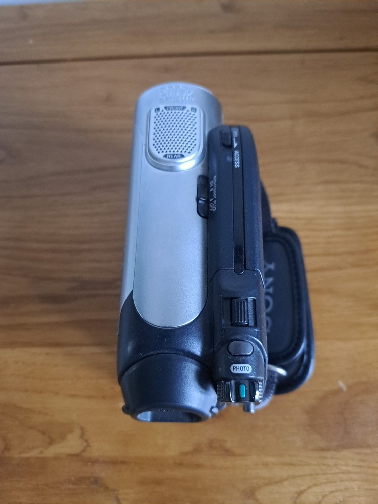 Sony Handycam DCR-DVD109 Handheld