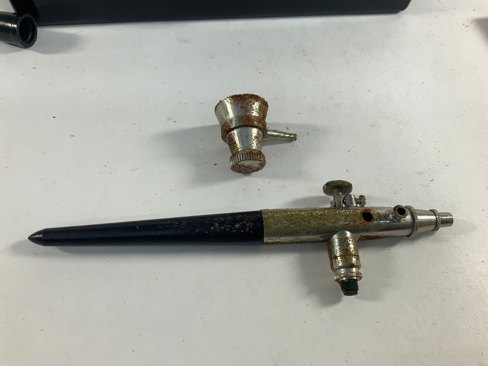 Vintage THAYER & CHANDLER Airbrush Complete