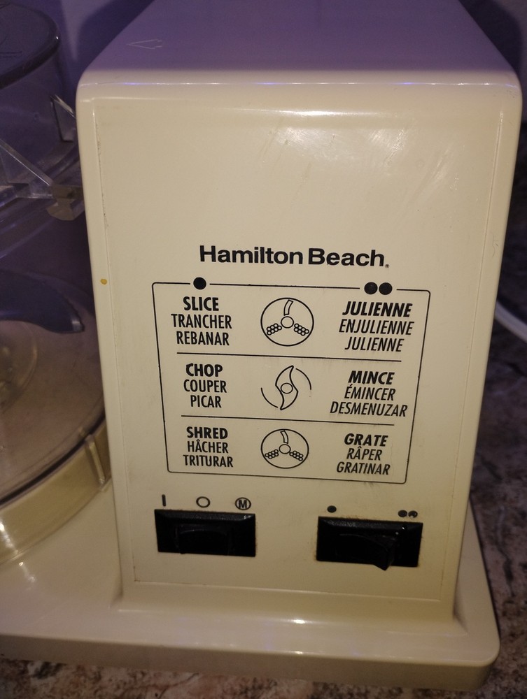 Hamilton Beach Food Processor Mod. 702R. Listed 917B