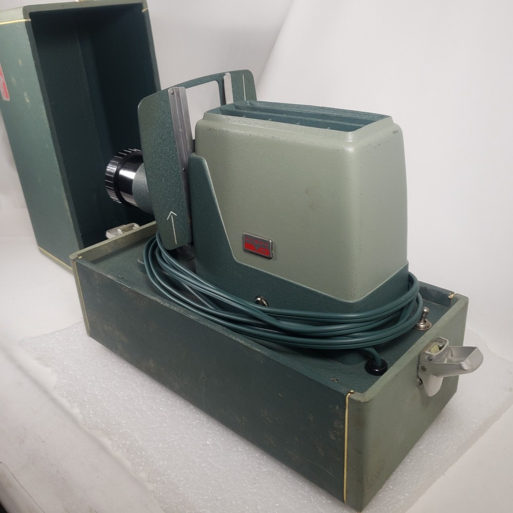 Vintage Argus 300 Automatic 35mm Projector Green w case