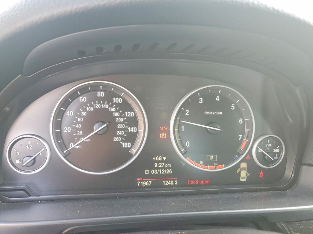 550I 2012 Glove Box 5034753