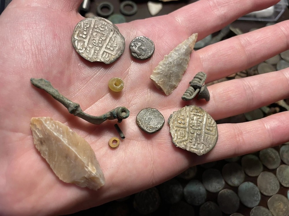 ~~5 AUTHENTIC Assorted Ancient & Medieval Historical Archaeological Artifacts~~