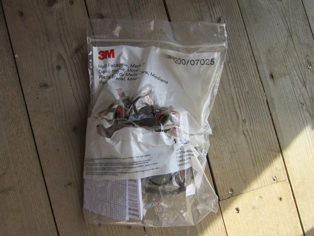 3M 6200 Half Facepiece Respirator, Size Medium