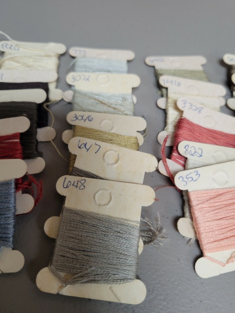 Vintage Embroidery Floss Thread on Cards (20)